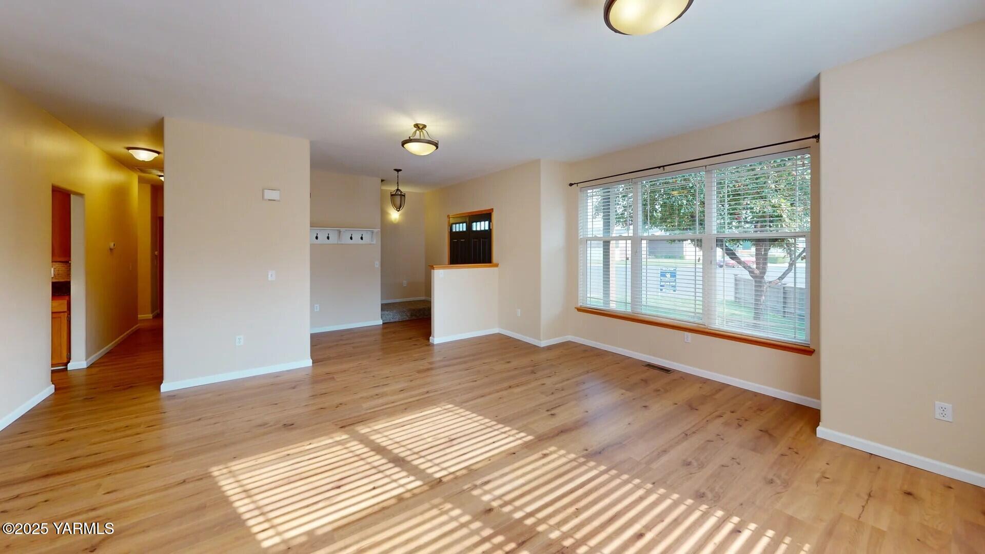 2300 S 80th Ave