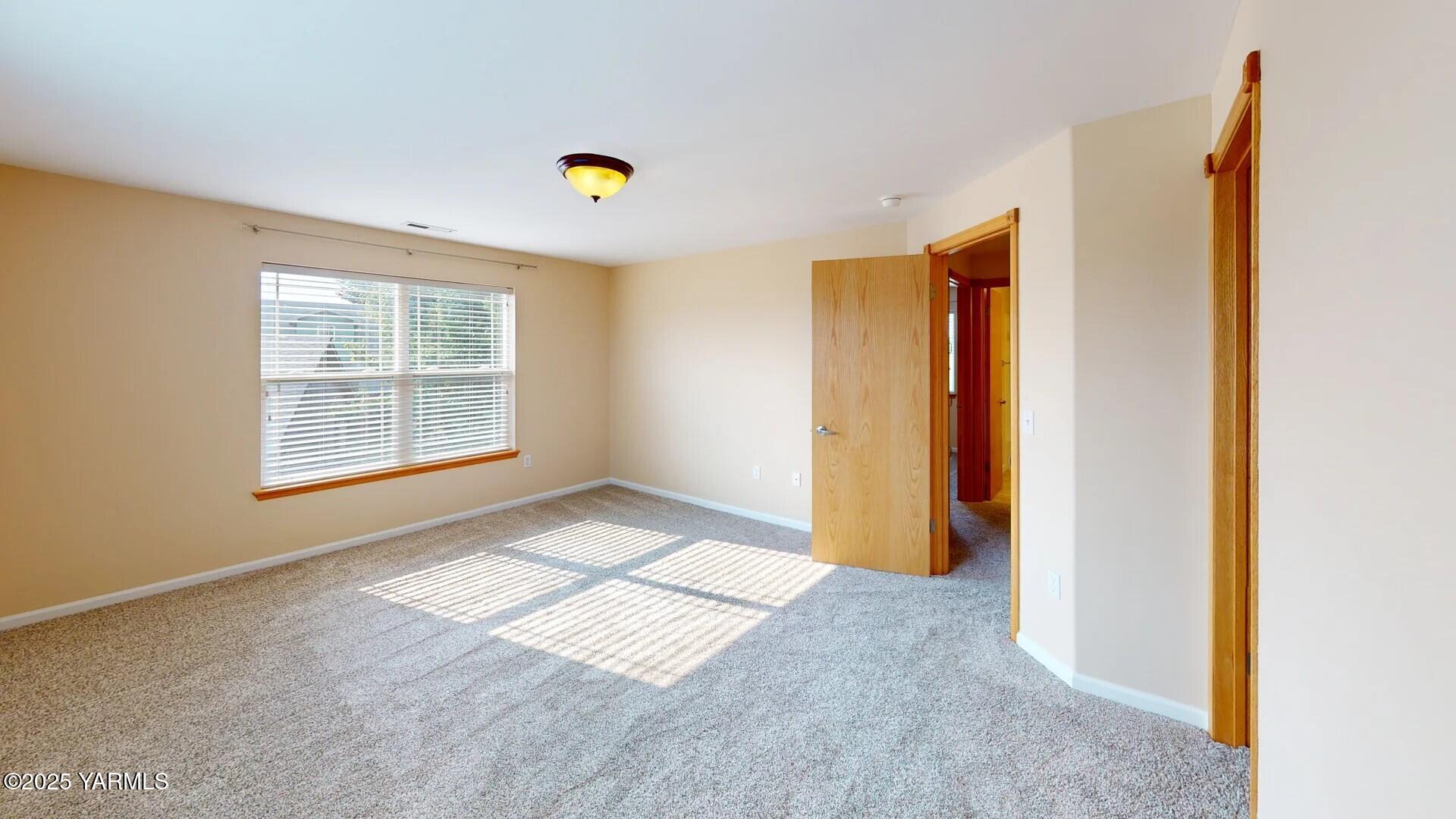 2300 S 80th Ave