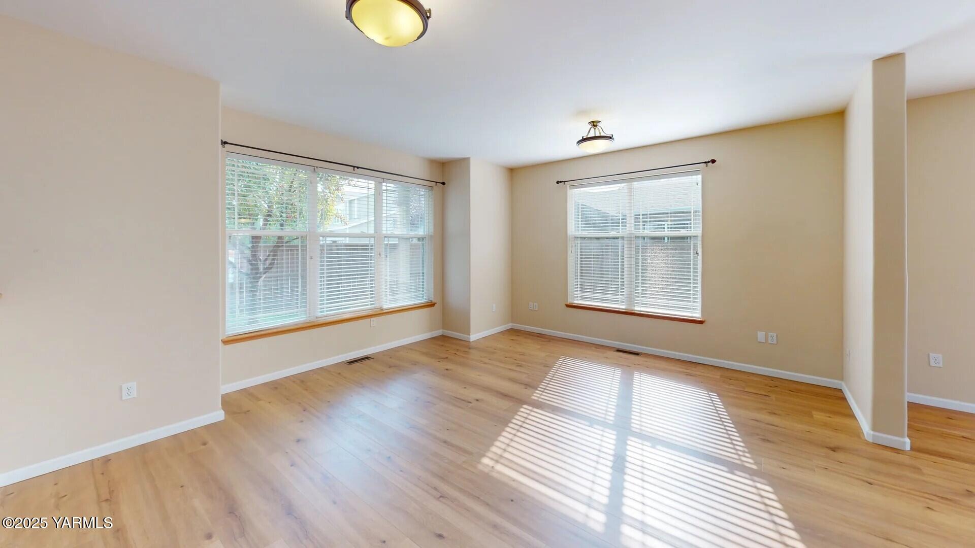 2300 S 80th Ave