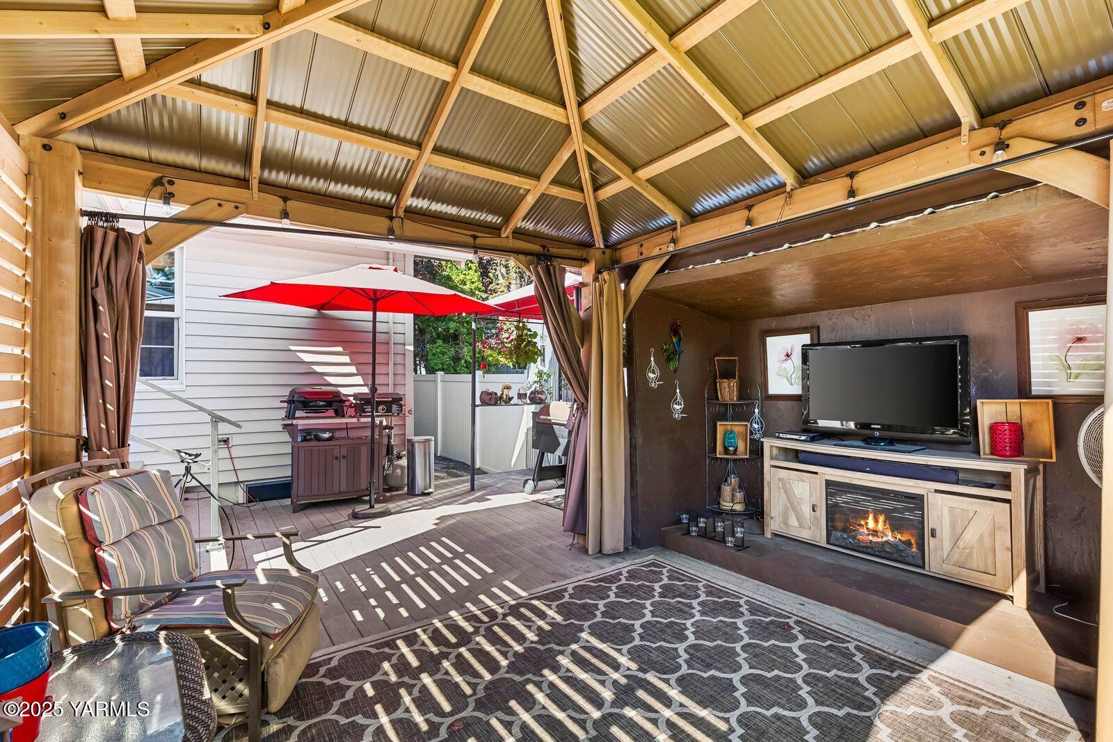 115 N 30th Ave