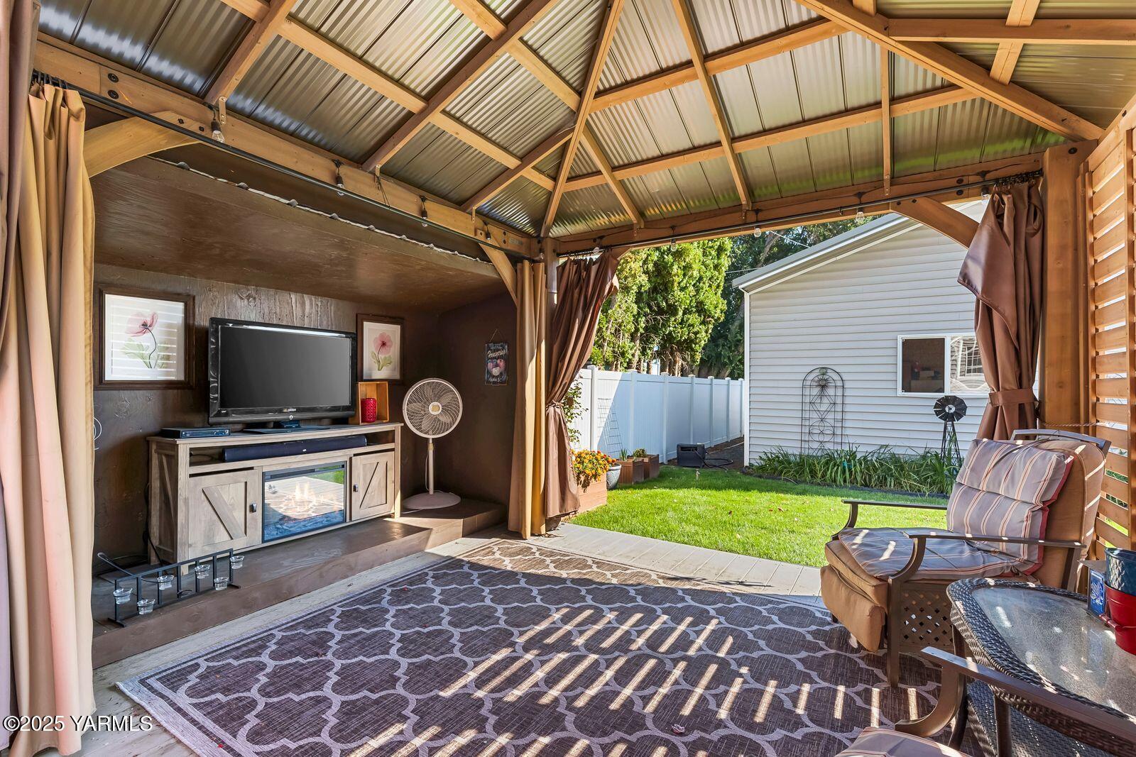 115 N 30th Ave