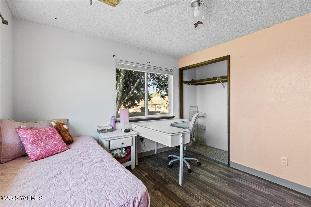 341 Pleasant Hills Dr
