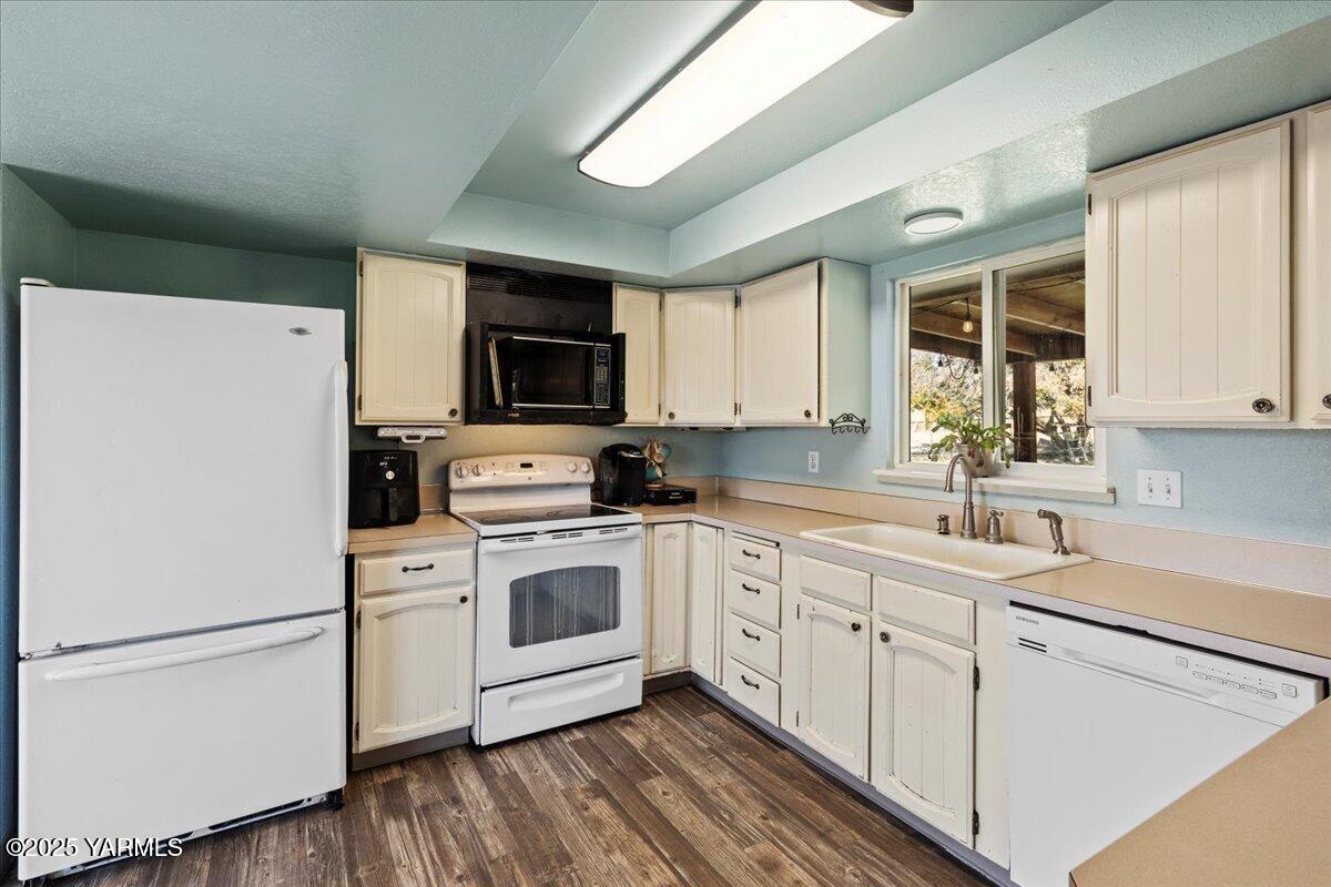 341 Pleasant Hills Dr