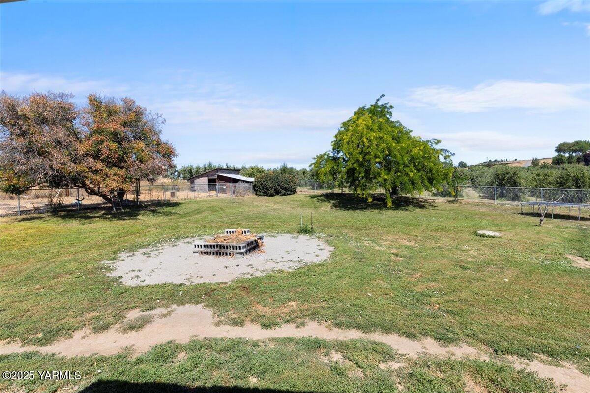 341 Pleasant Hills Dr