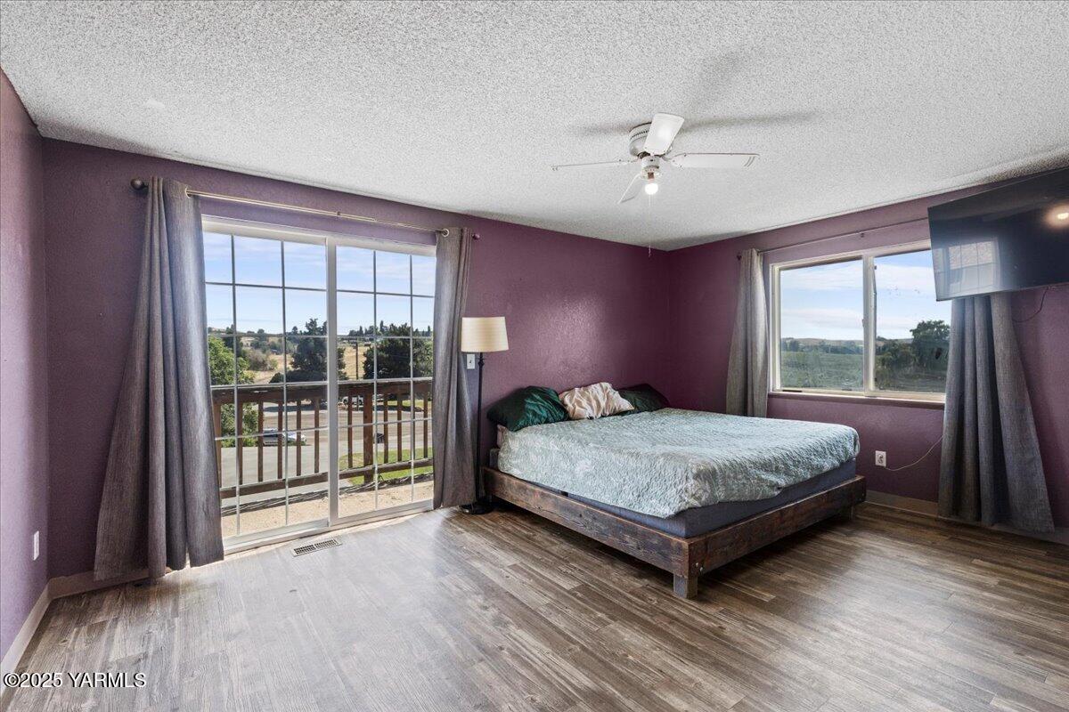 341 Pleasant Hills Dr