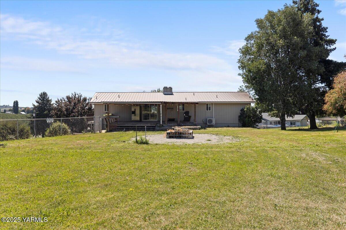 341 Pleasant Hills Dr