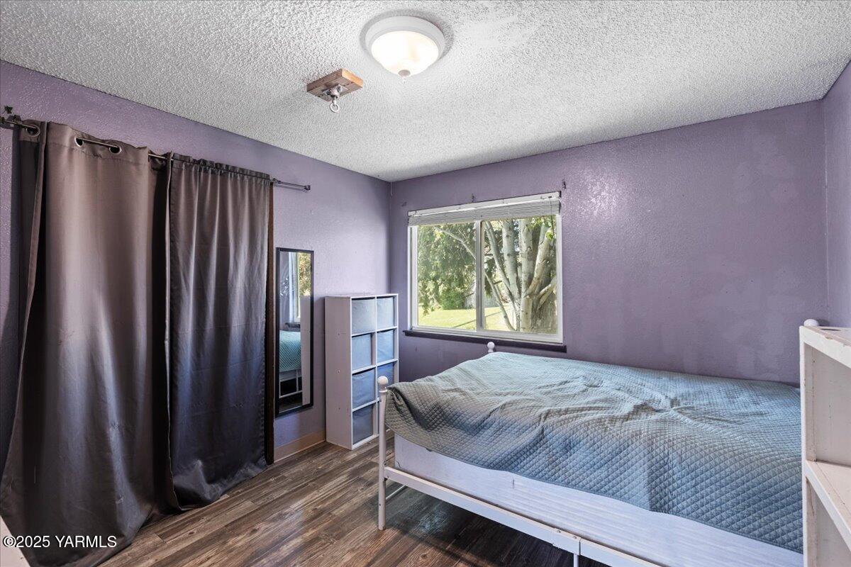 341 Pleasant Hills Dr