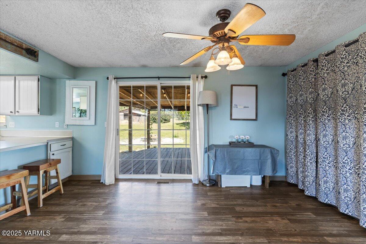 341 Pleasant Hills Dr