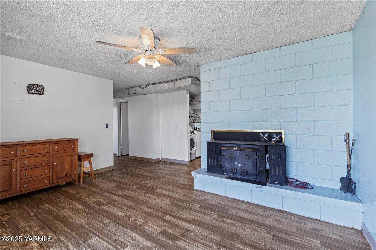 341 Pleasant Hills Dr