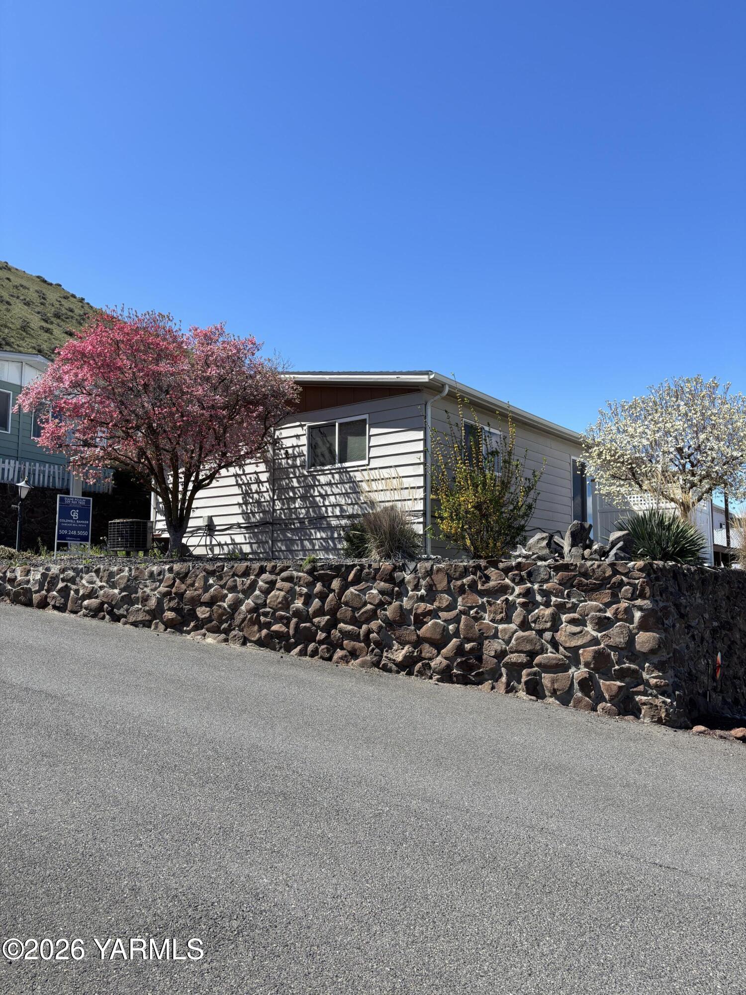 13 Leisure Hill Dr Unit: 6