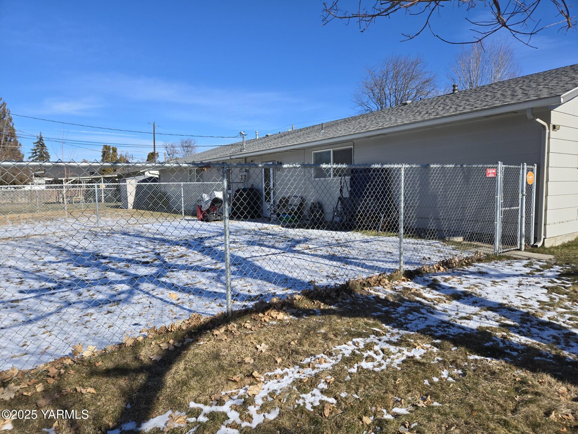 810 S 48th Ave Unit: A & B