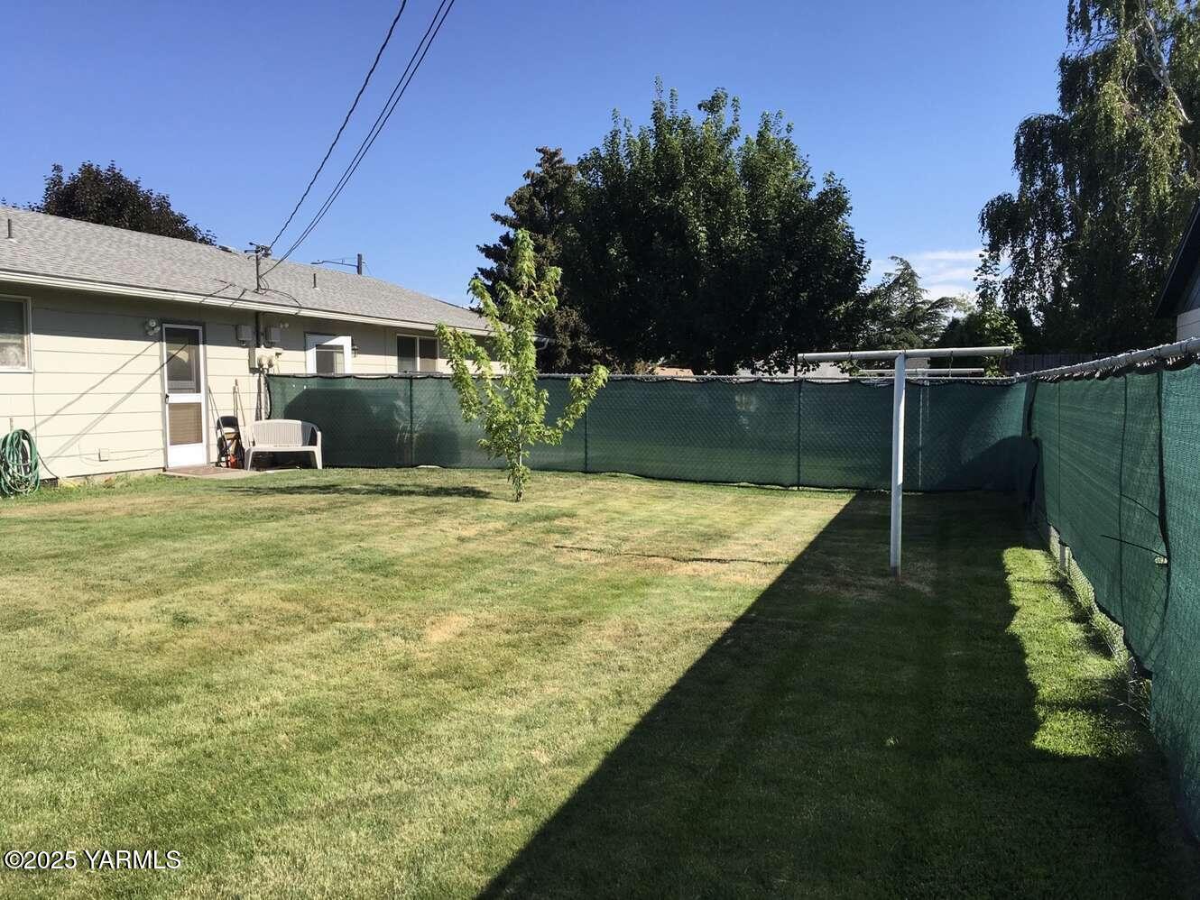 810 S 48th Ave Unit: A & B