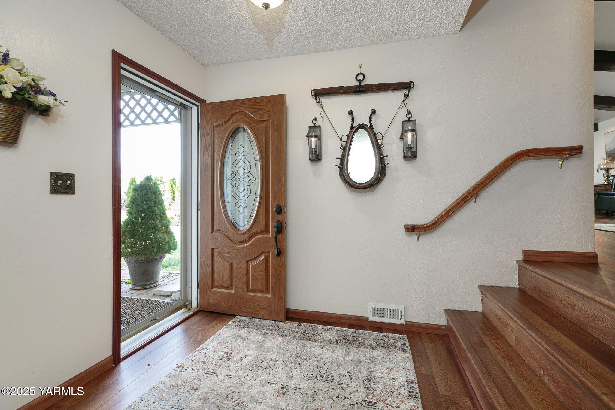 13907 Wide Hollow Rd