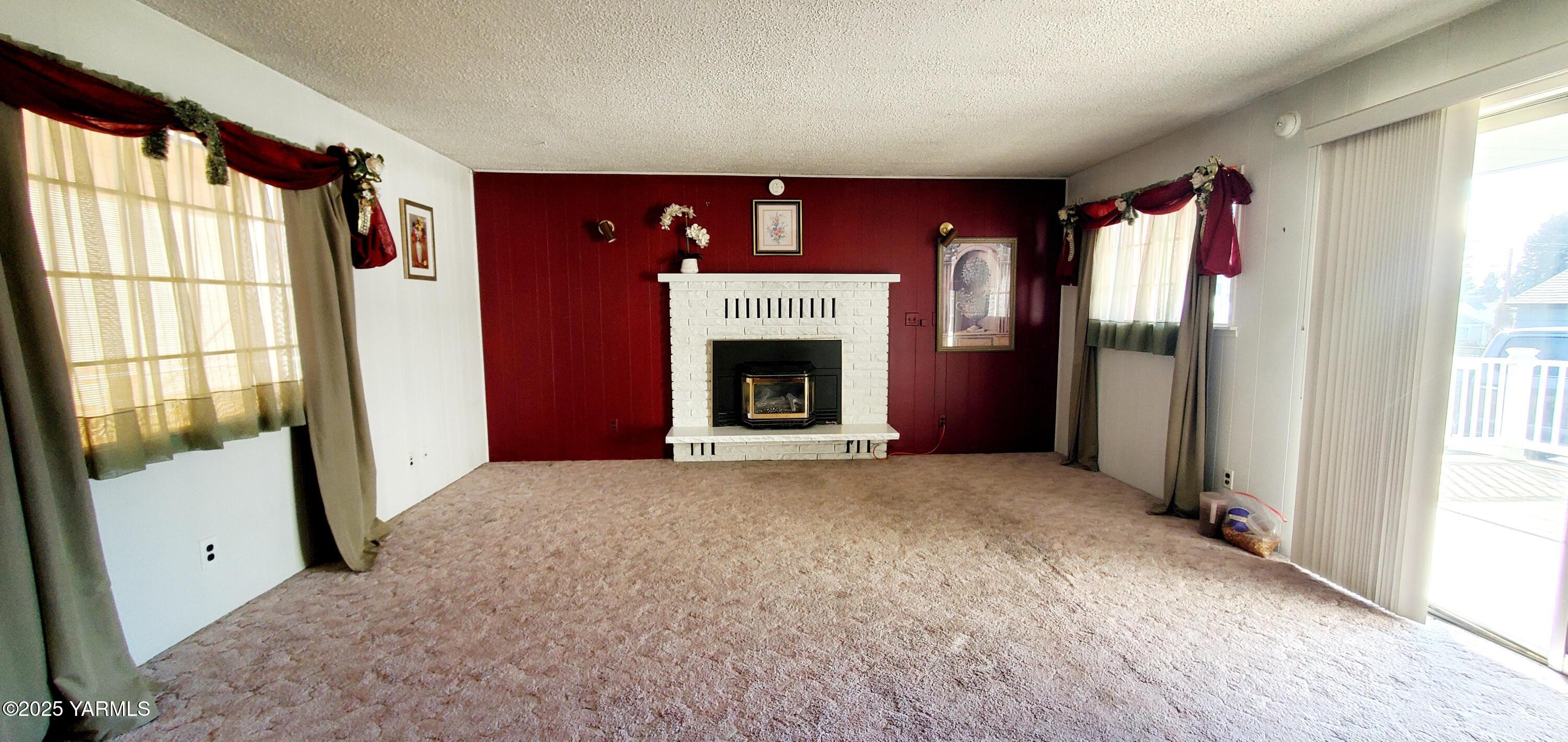 406 S 36th Ave