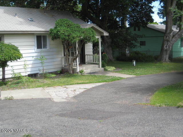 201 N 33rd St
