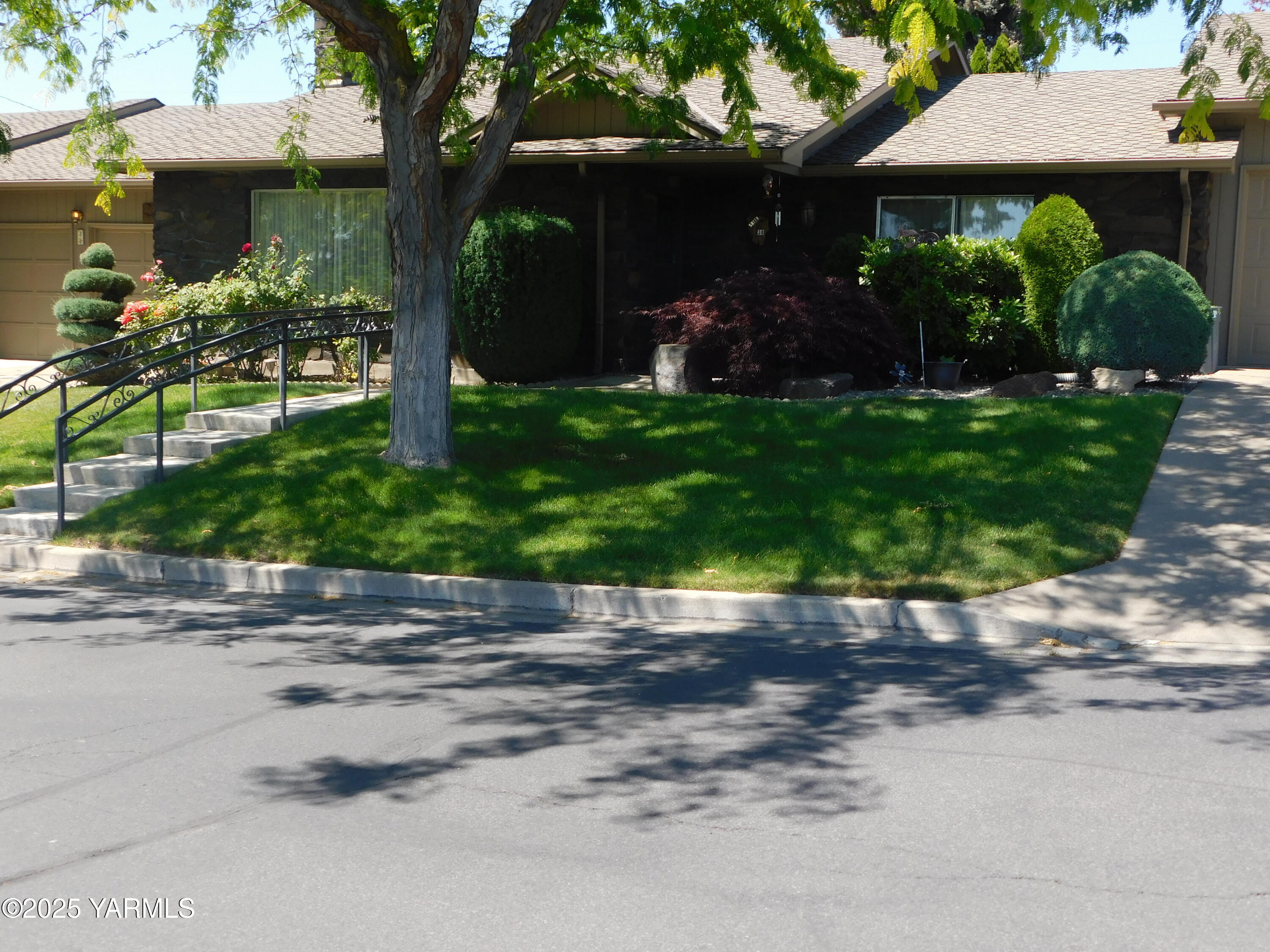 5910 W Lincoln Ave Unit: 38