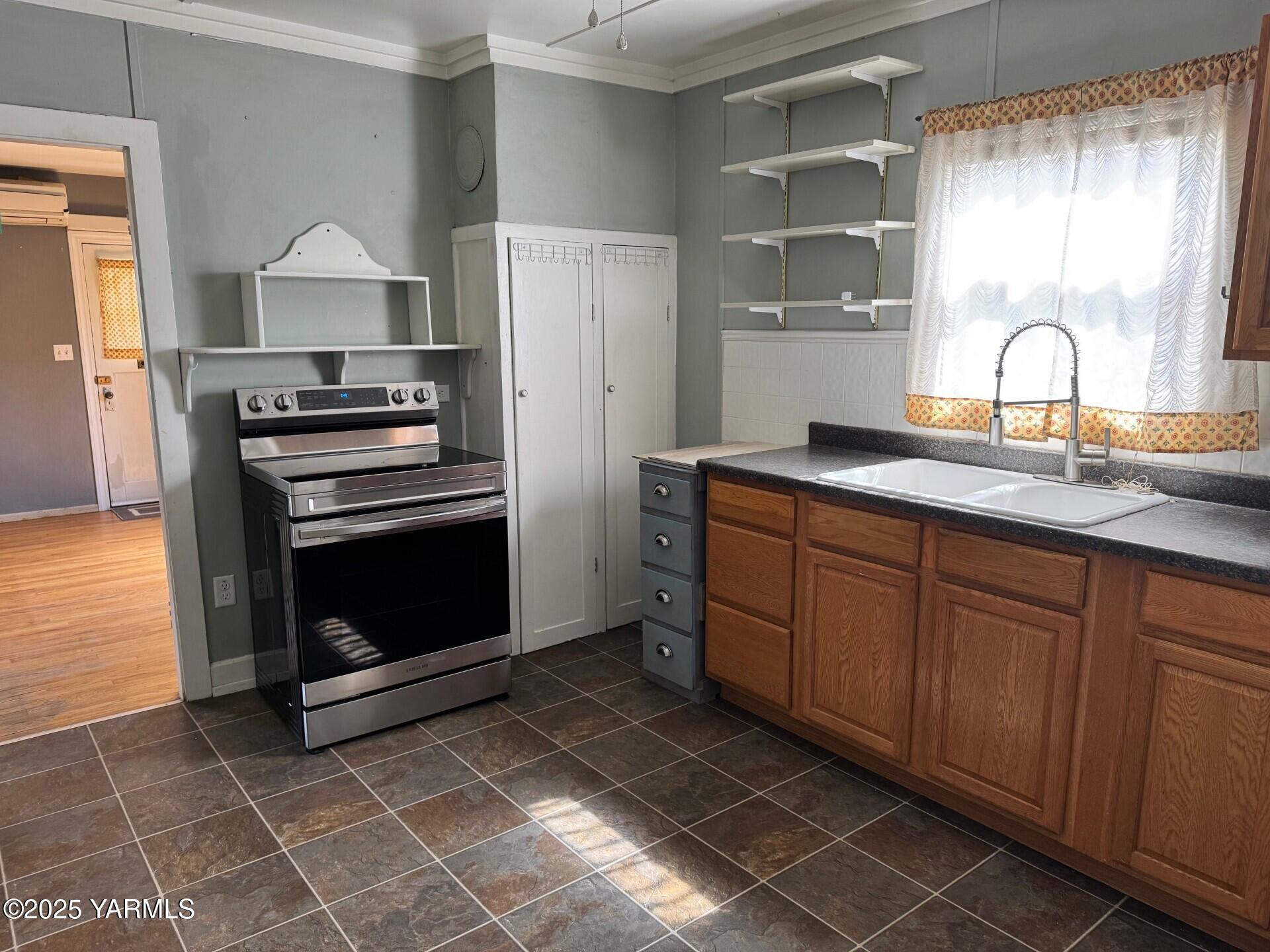 216 N 30th Ave