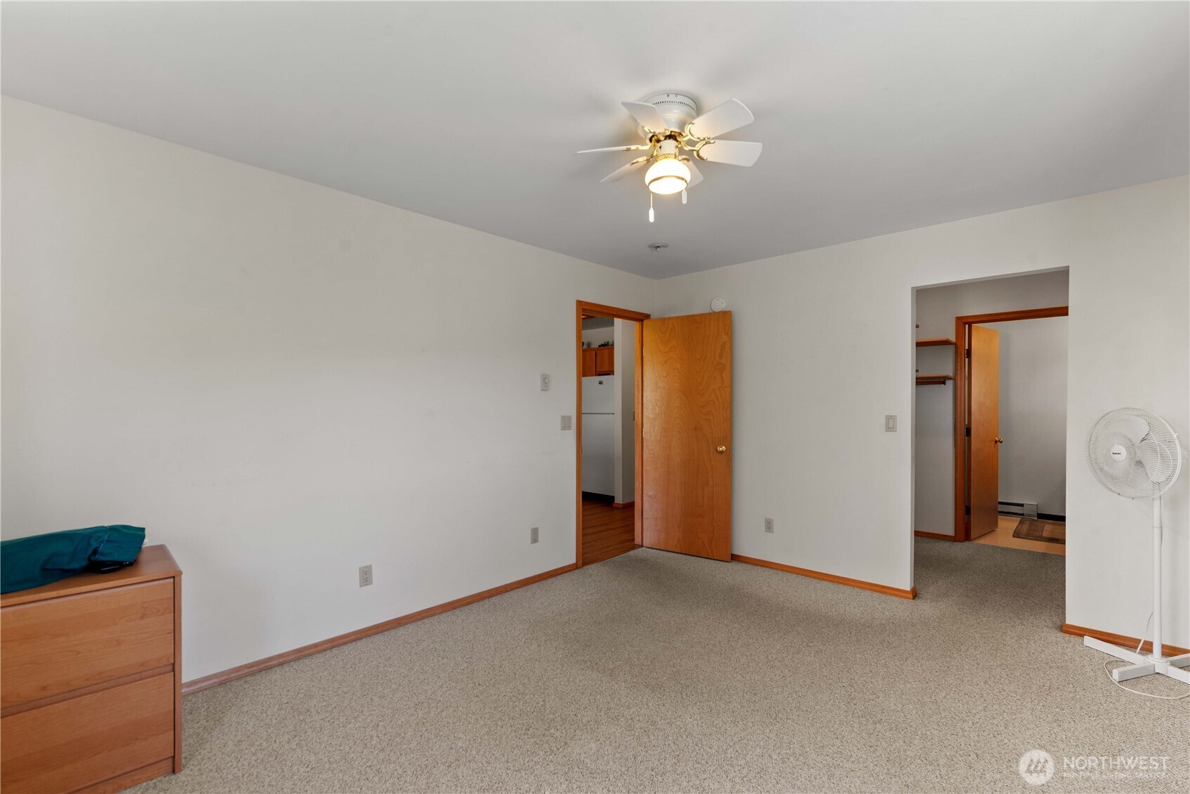 40 McLallen Lane