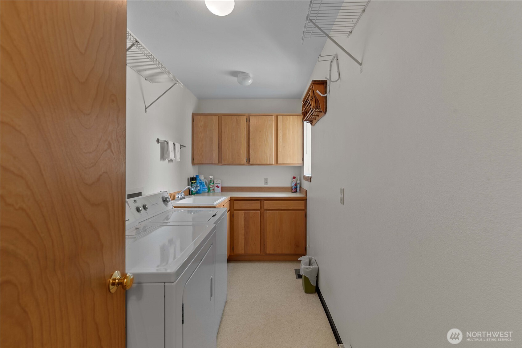 40 McLallen Lane