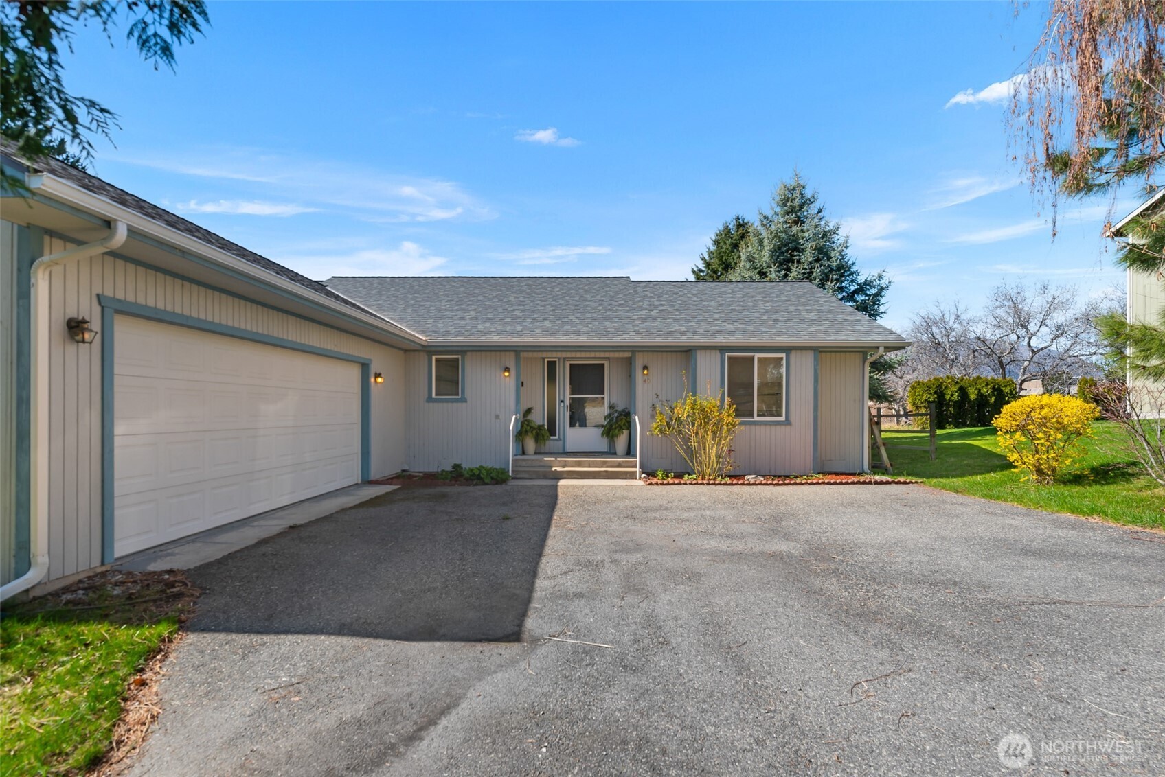40 McLallen Lane