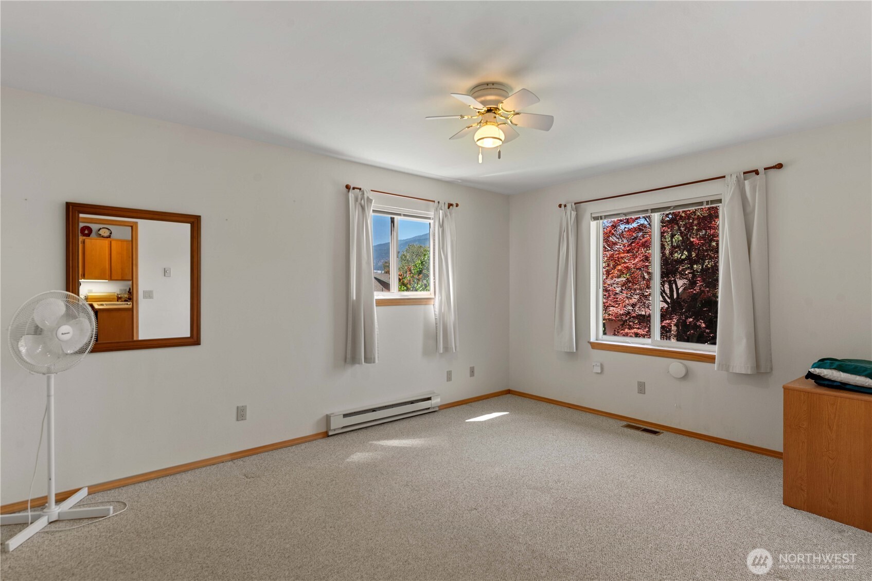 40 McLallen Lane