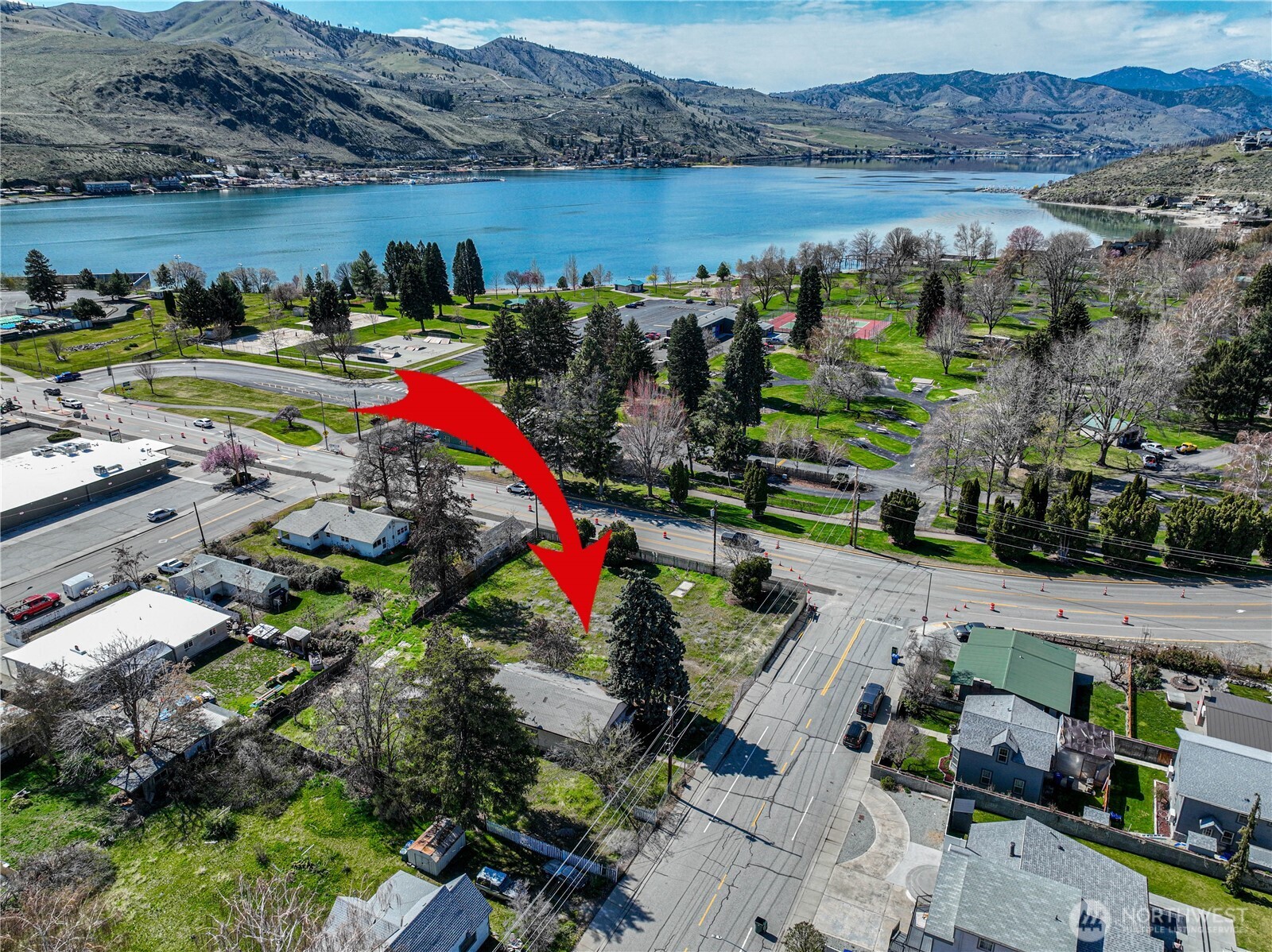 325 W Highland Avenue