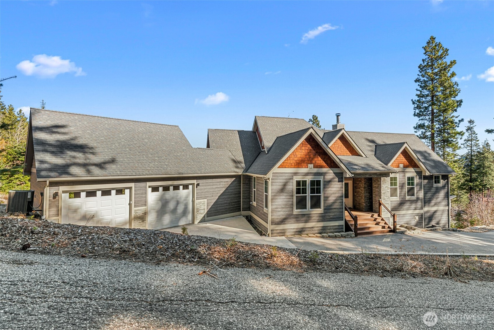6827 Forest Ridge Drive