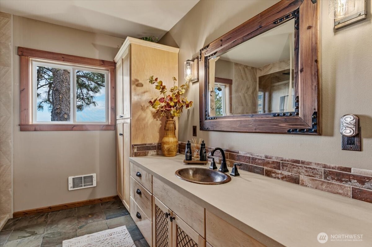 95 Horizon Lane