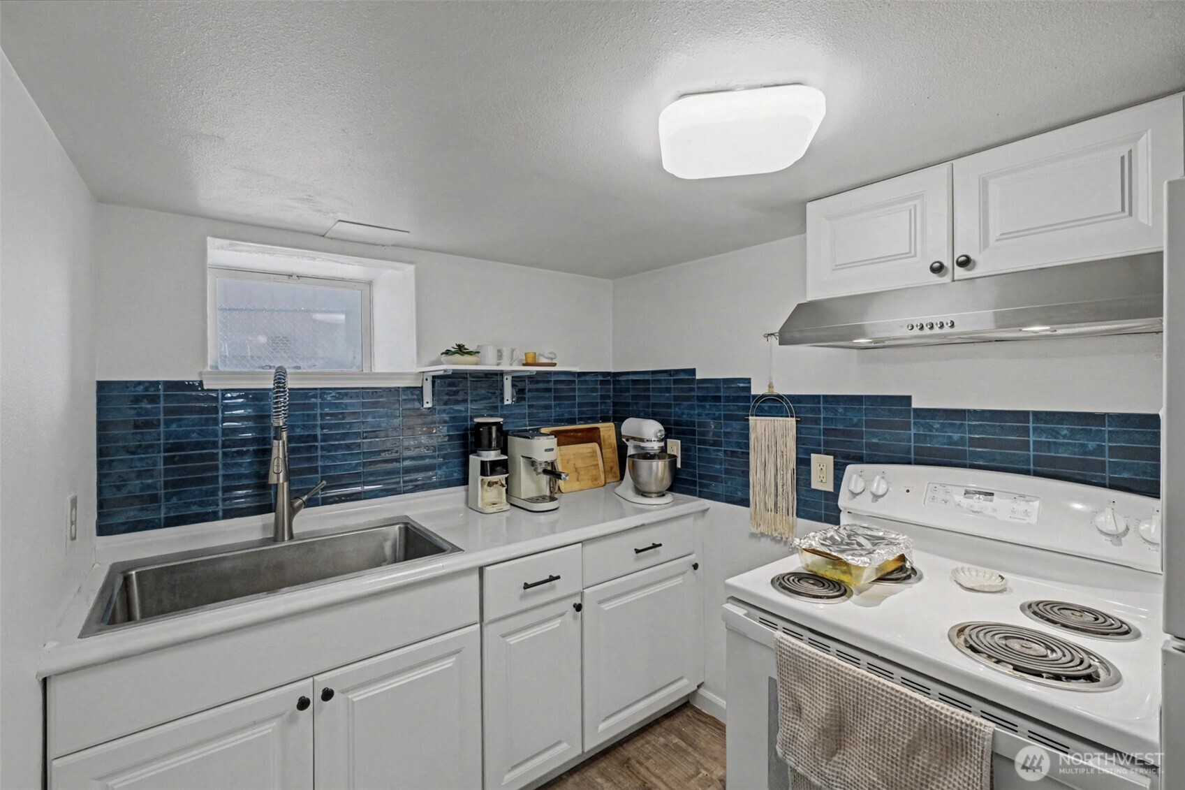 533 Methow Unit: A,B,C