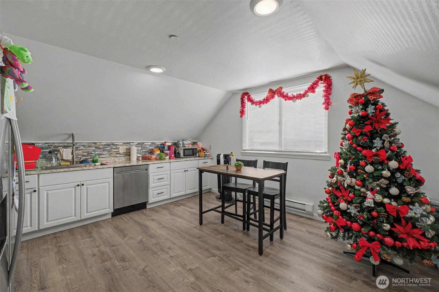 533 Methow Unit: A,B,C