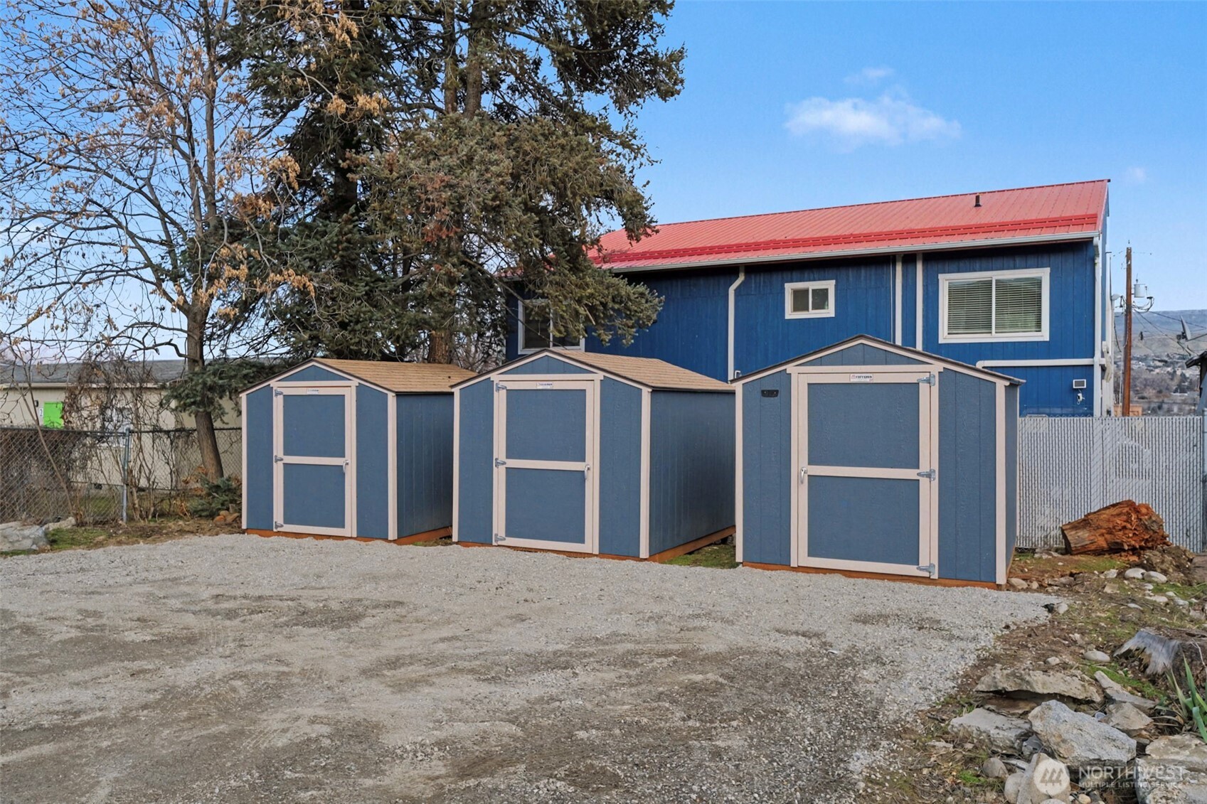 533 Methow Unit: A,B,C