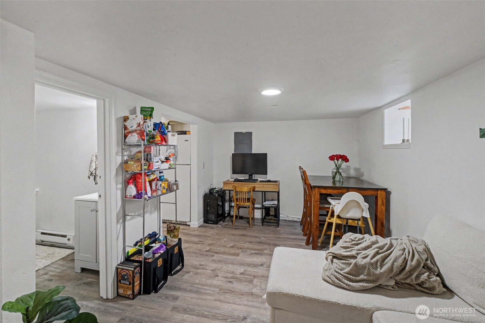 533 Methow Unit: A,B,C