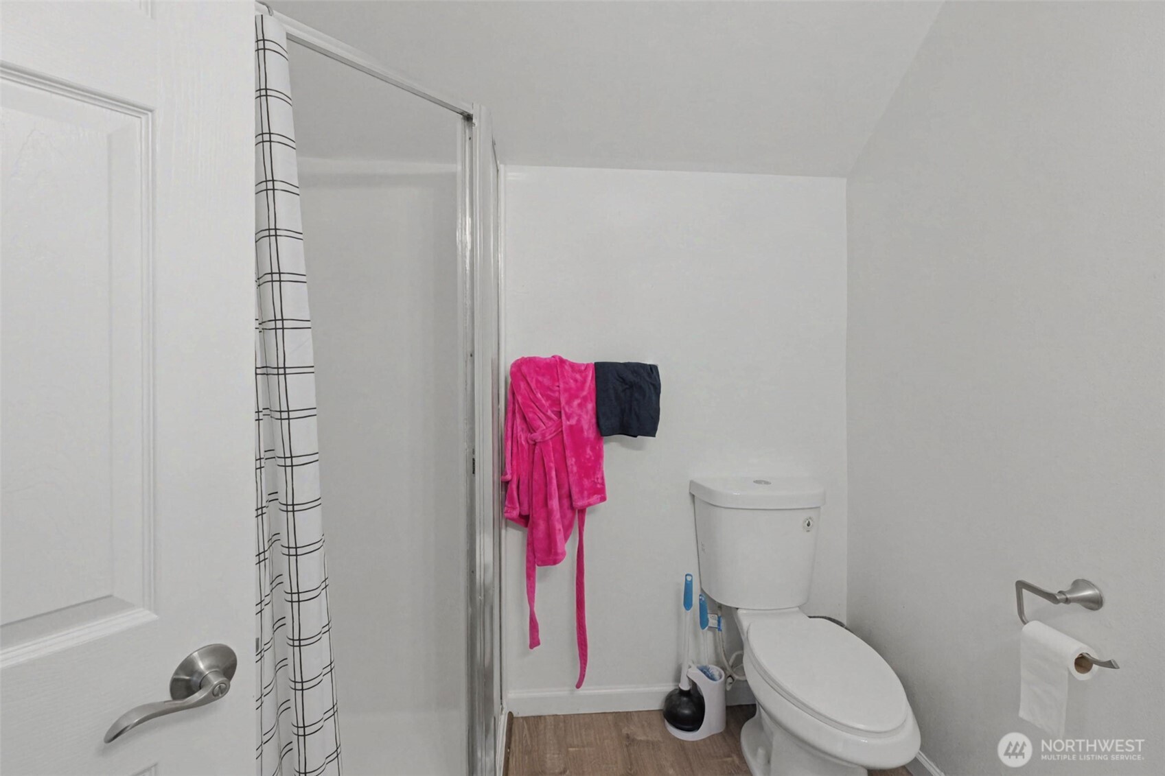 533 Methow Unit: A,B,C