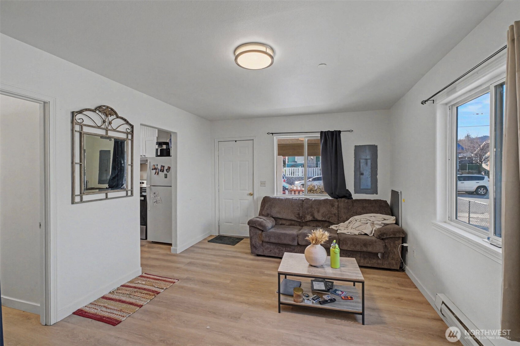 533 Methow Unit: A,B,C