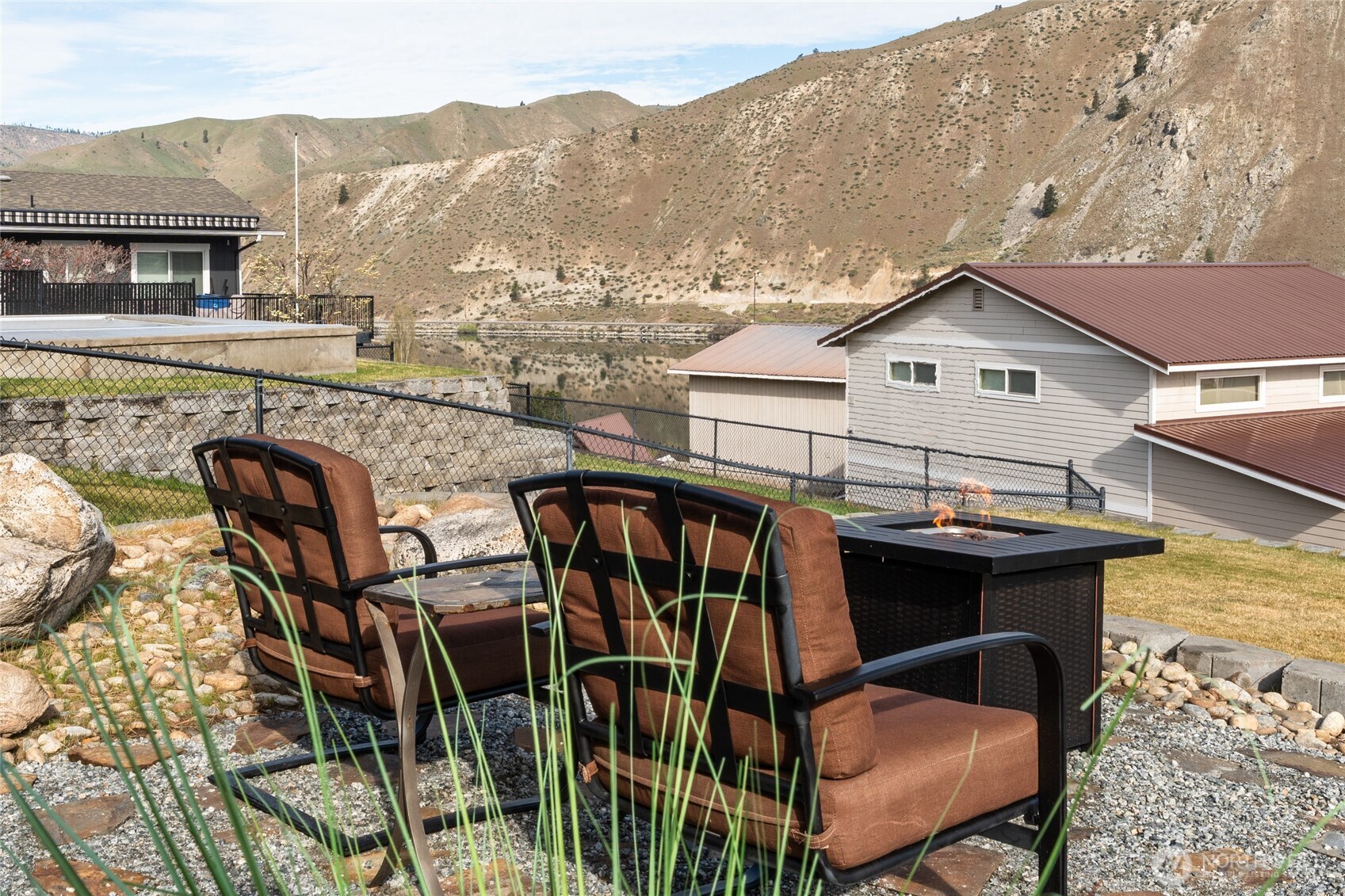 215 W Marine View Place