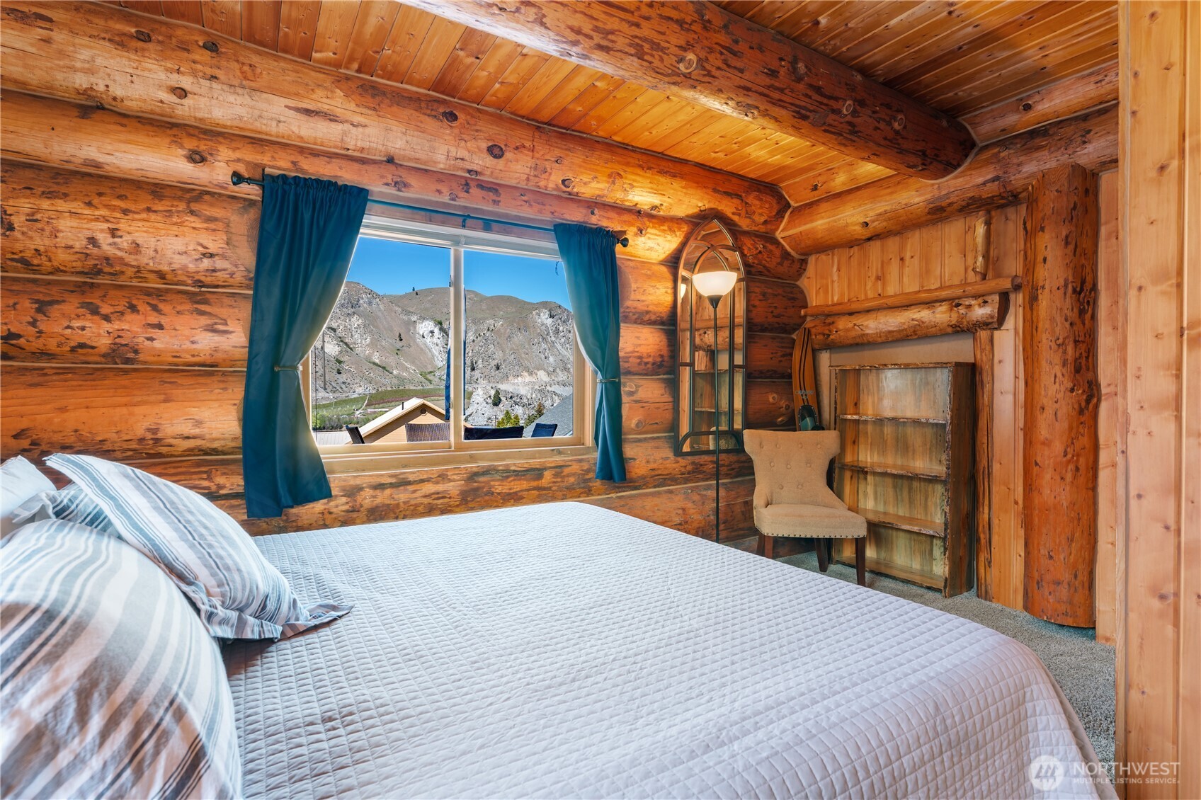 215 W Marine View Place