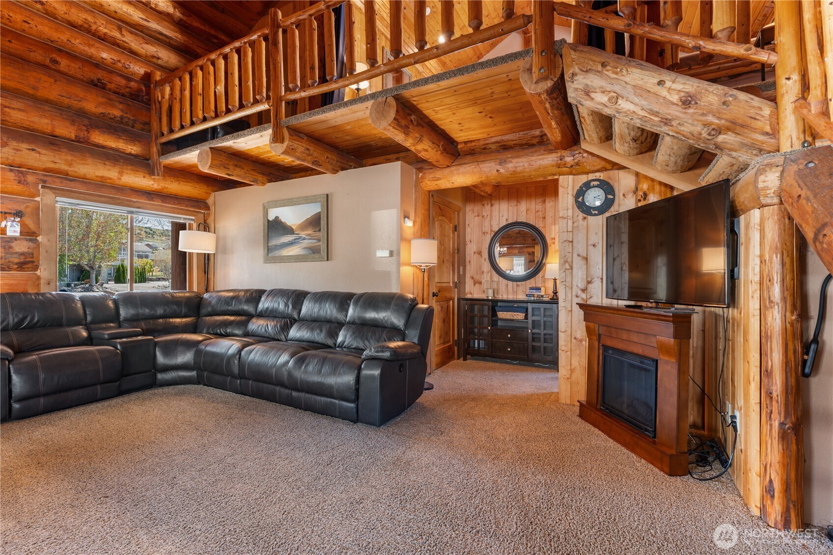 215 W Marine View Place