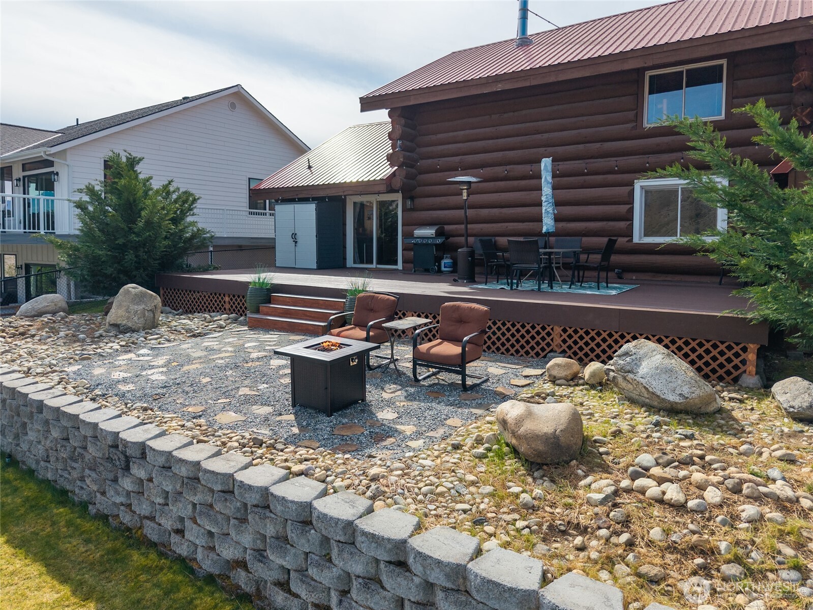 215 W Marine View Place