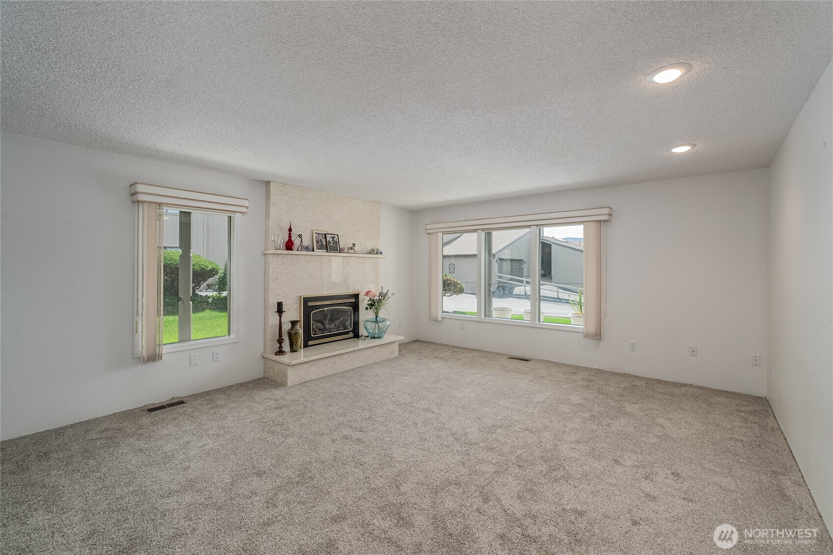 225 19th Street Unit: 31