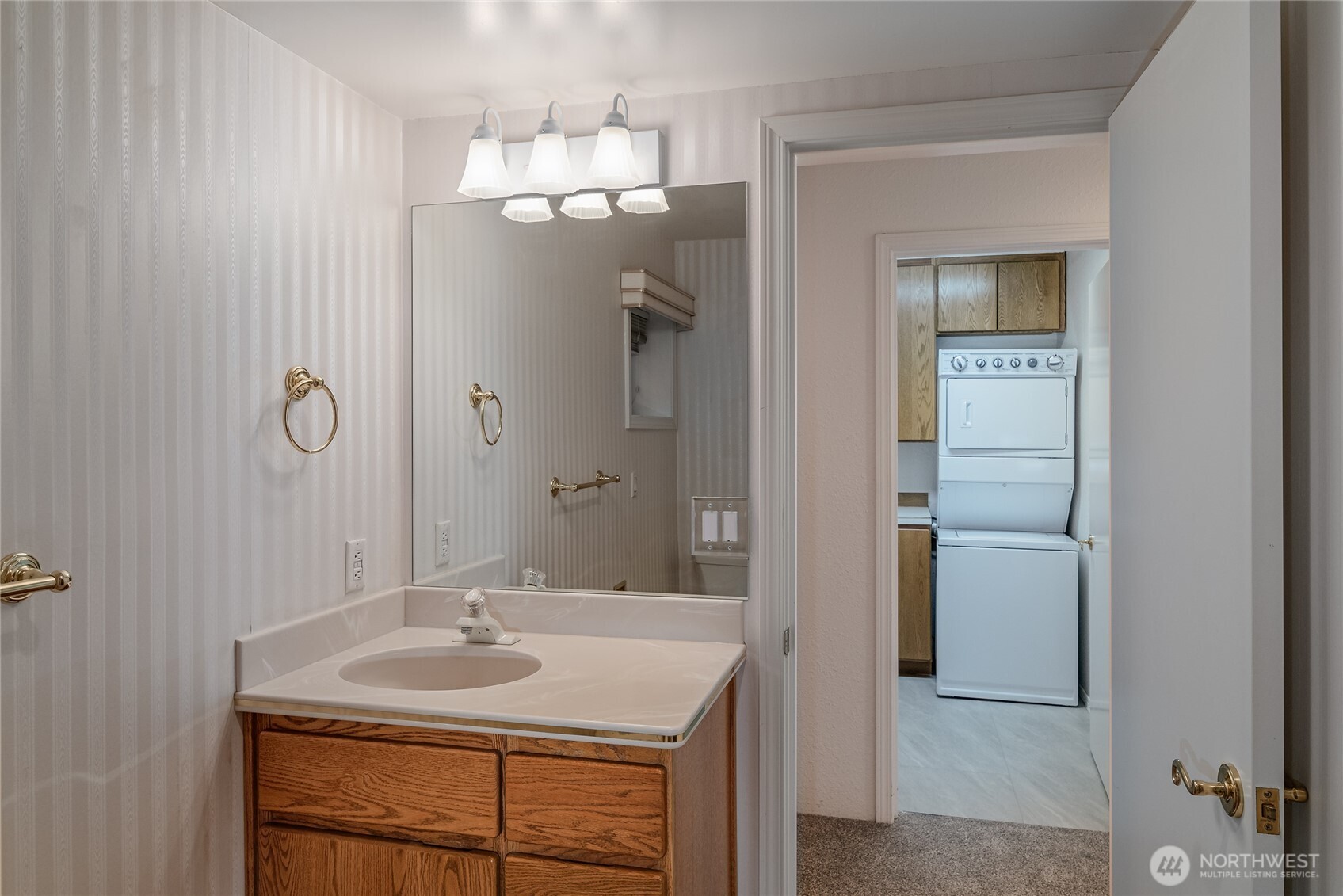 225 19th Street Unit: 31