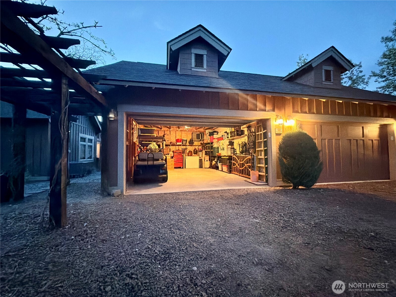 122 Village Way