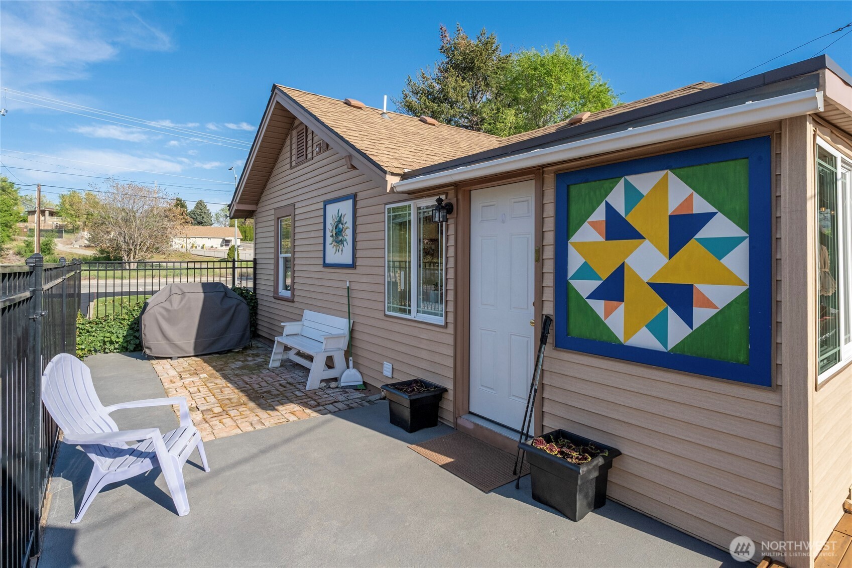 1104 N Baker