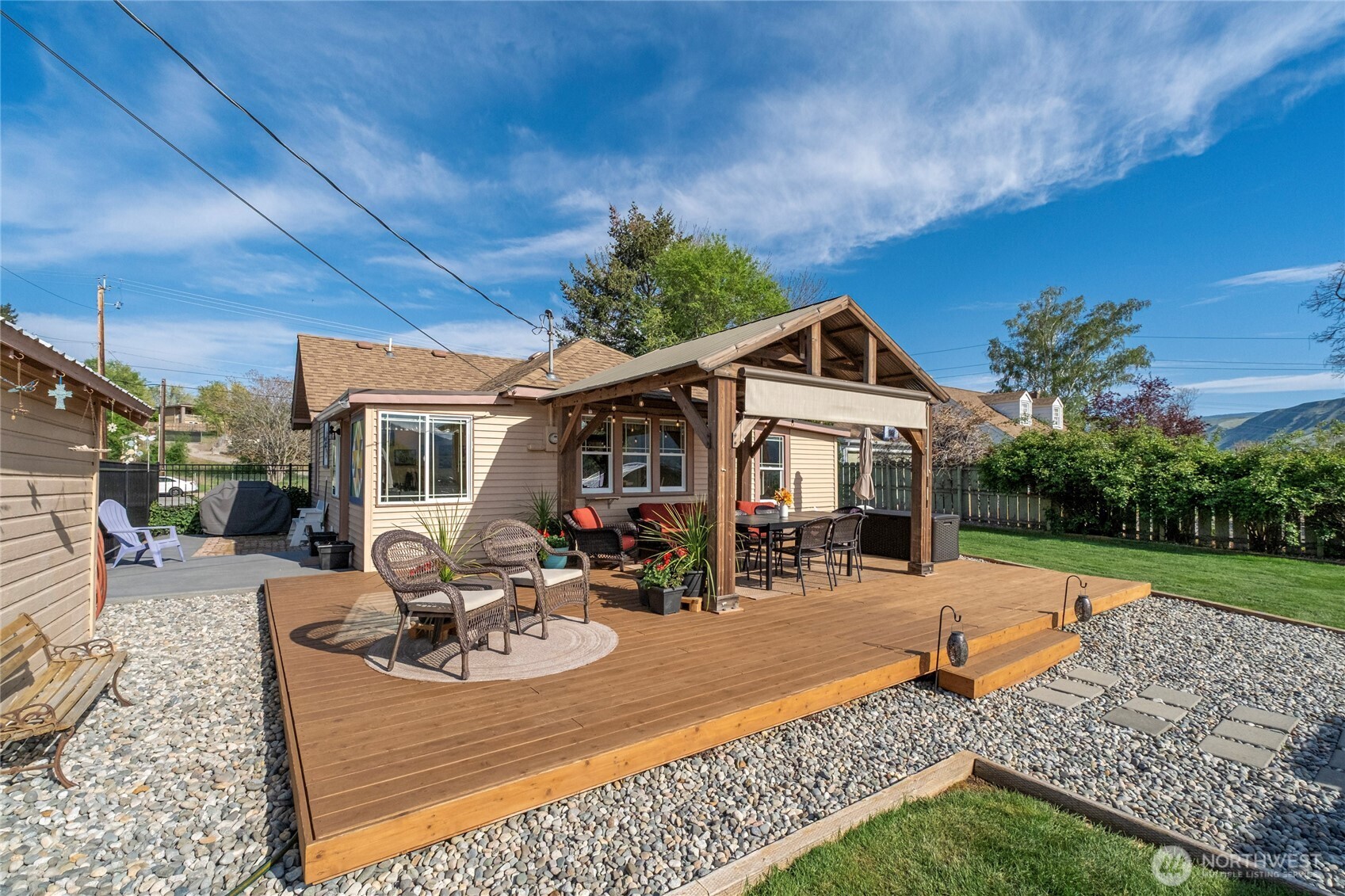 1104 N Baker