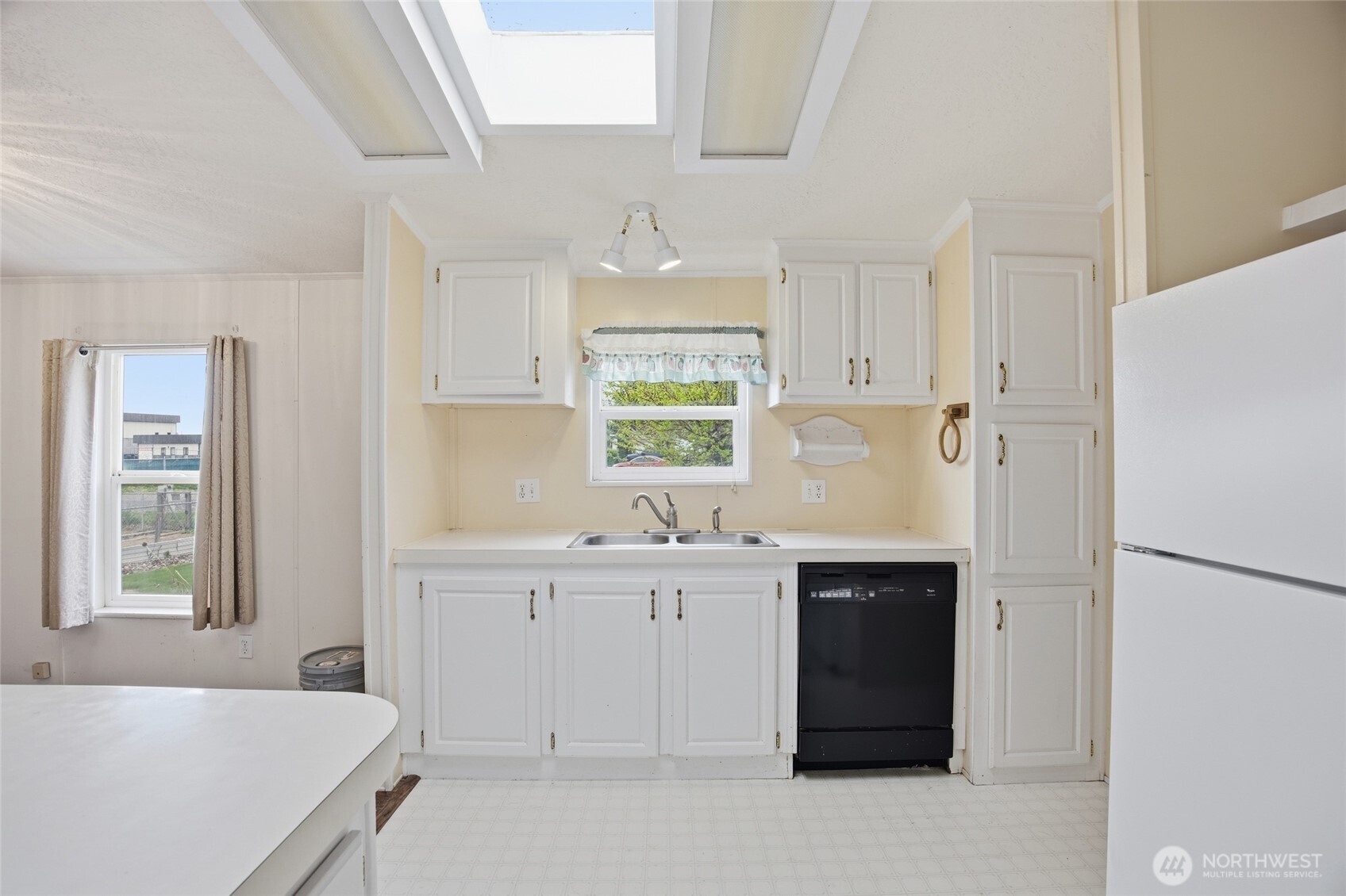 2285 Basin Street SW Unit: 104