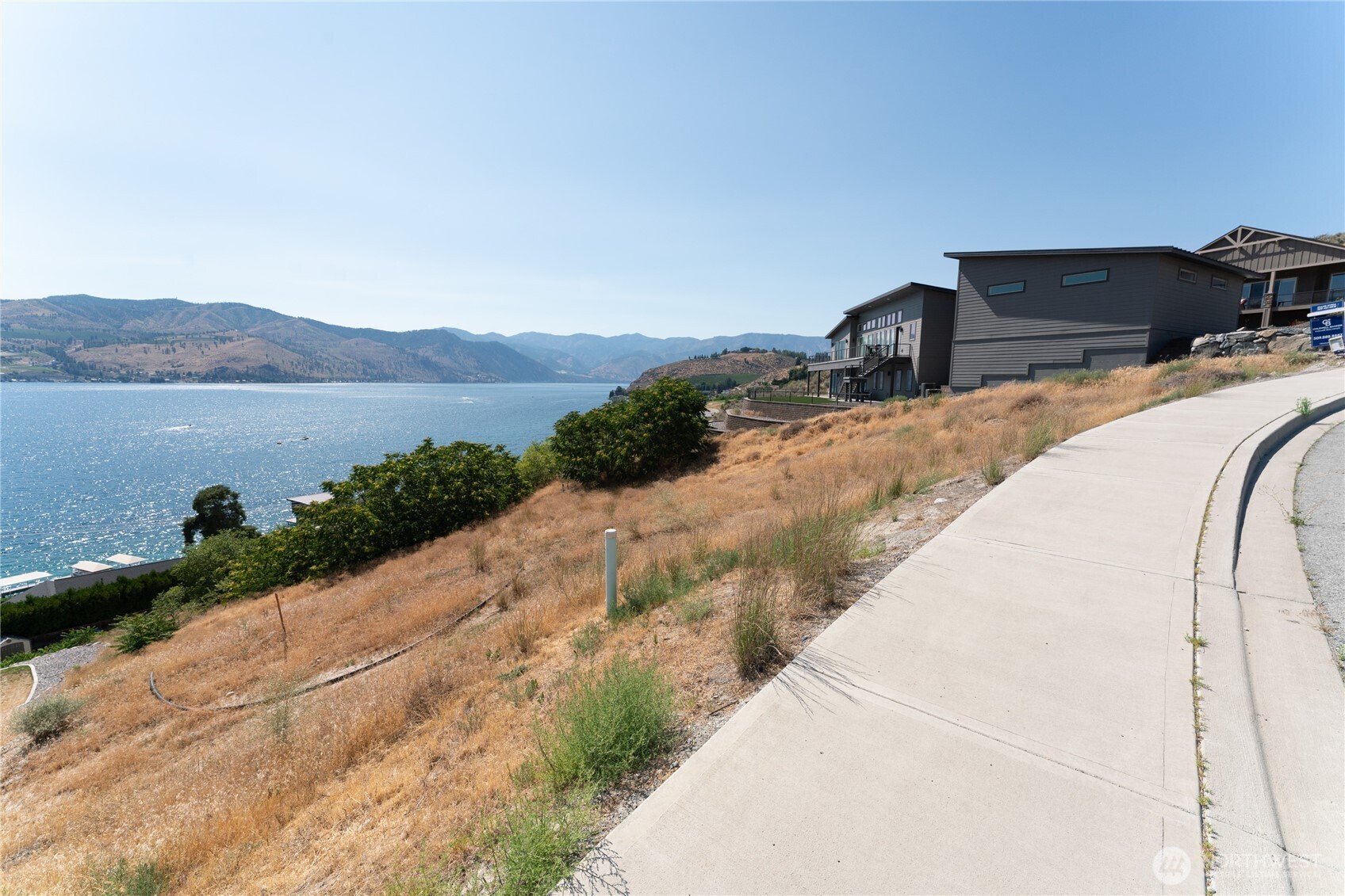 209 Apple Avenue