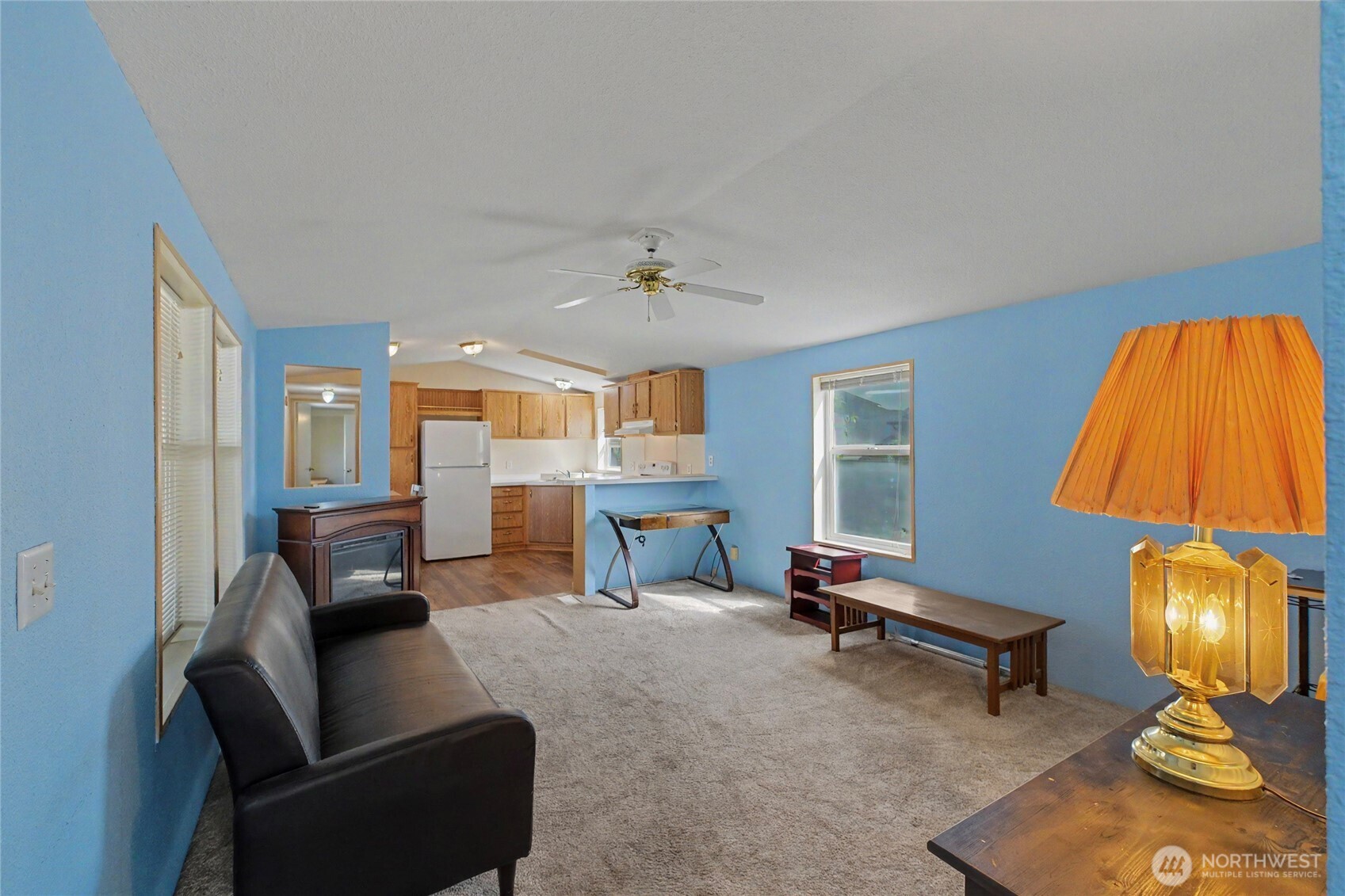 1608 N Western Ave Unit: 25