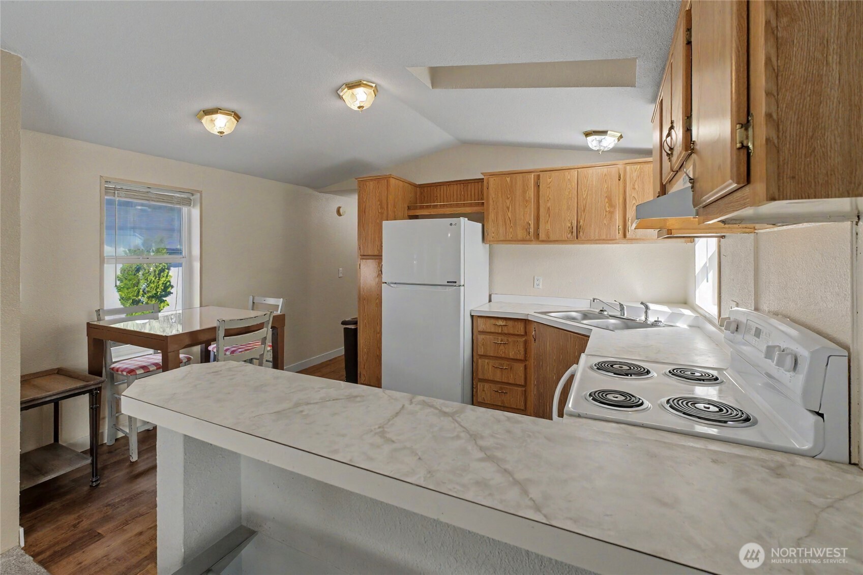 1608 N Western Ave Unit: 25