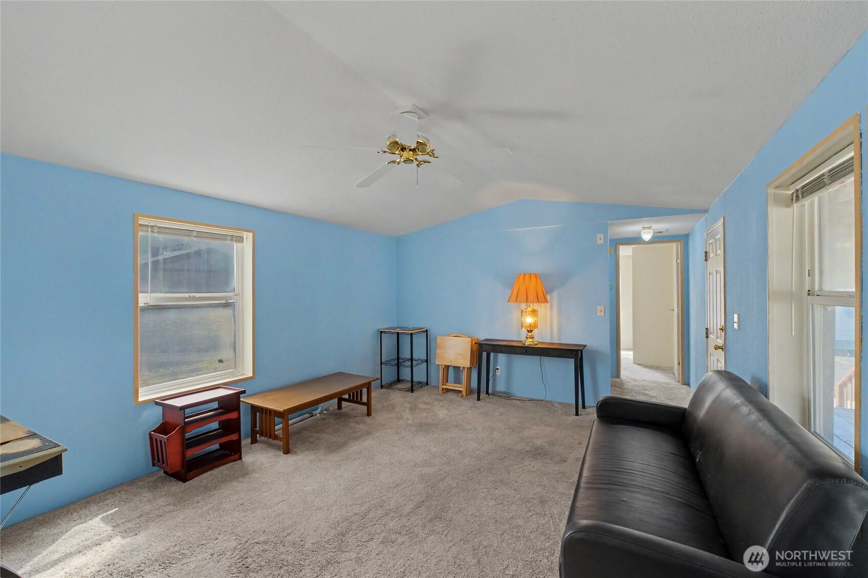 1608 N Western Ave Unit: 25