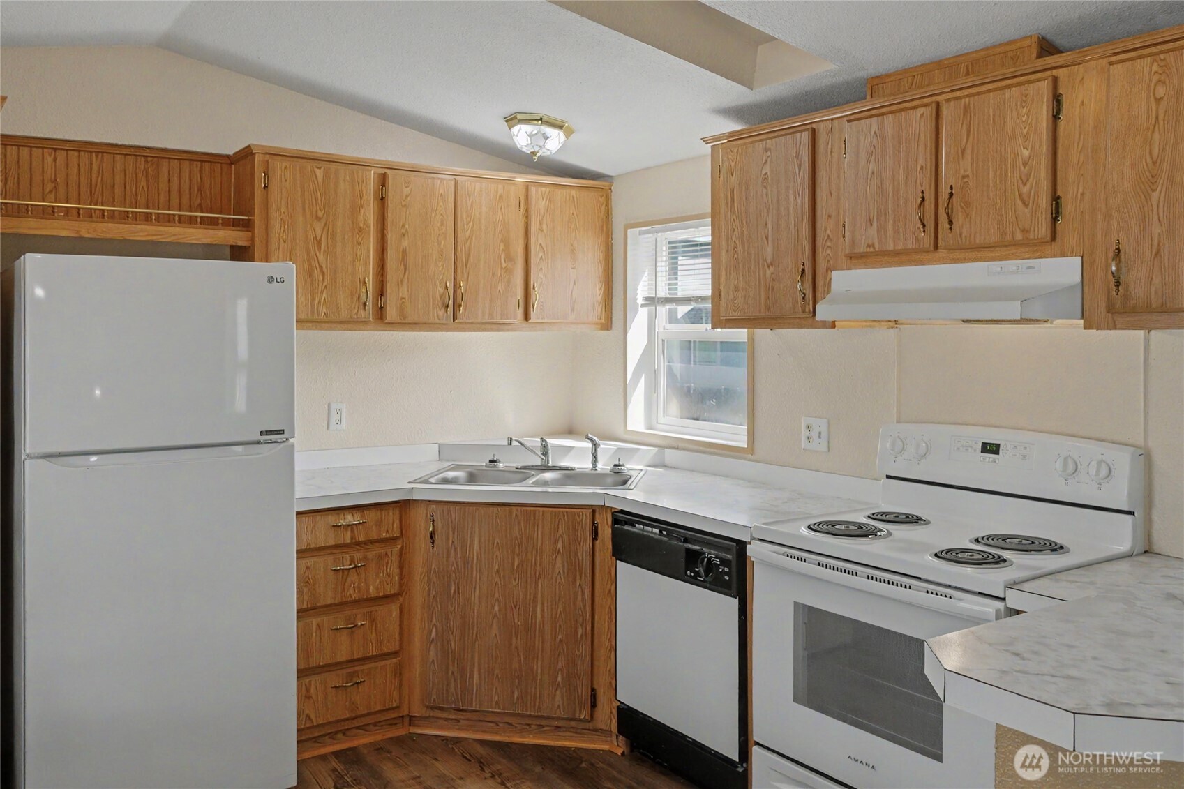 1608 N Western Ave Unit: 25