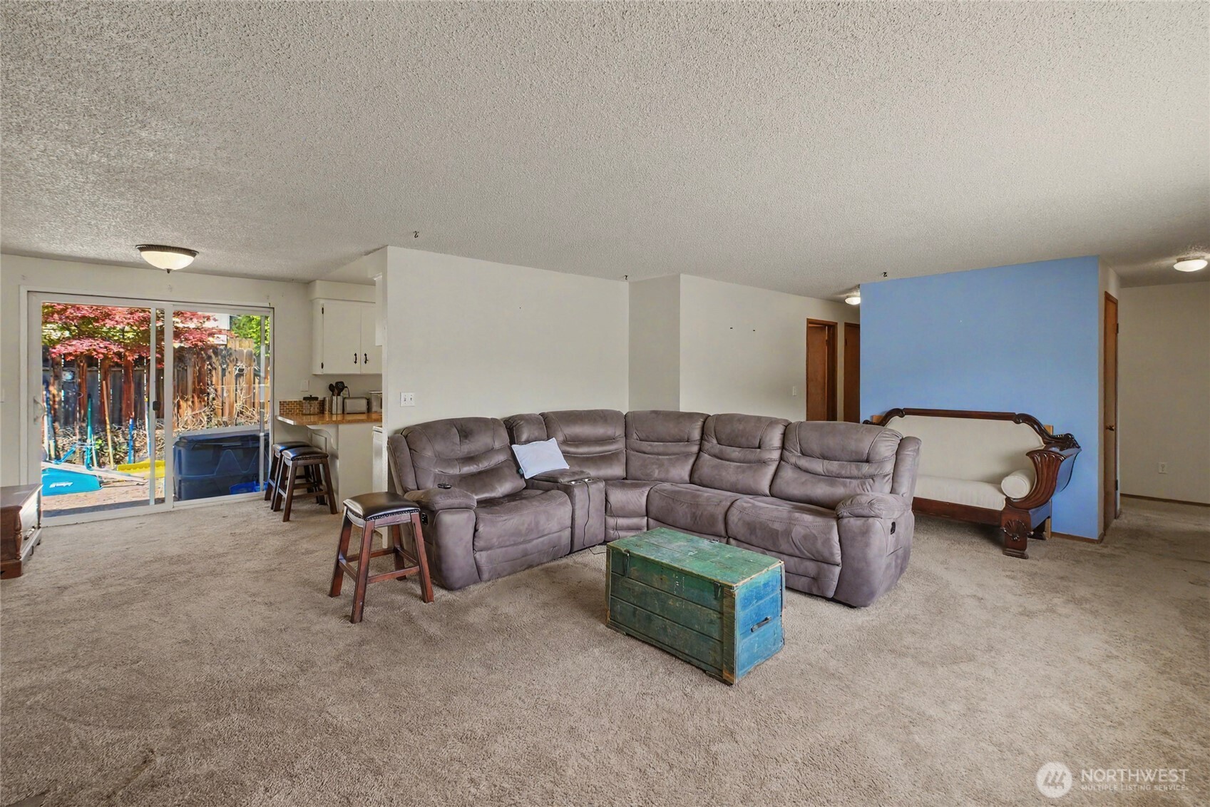 1121 Jean St SE